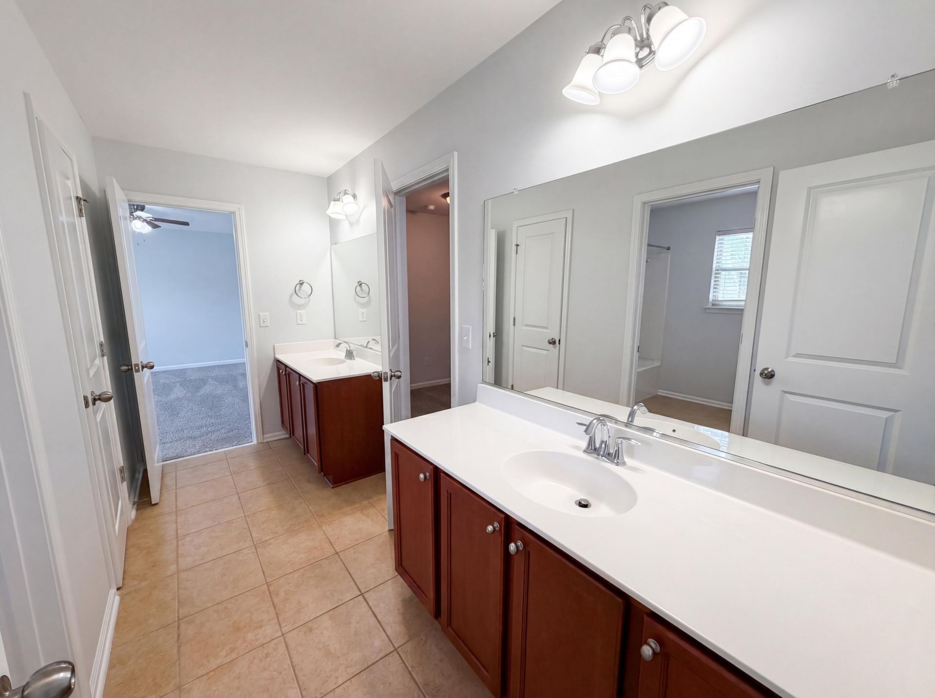 133 Roadster Row Photo 20