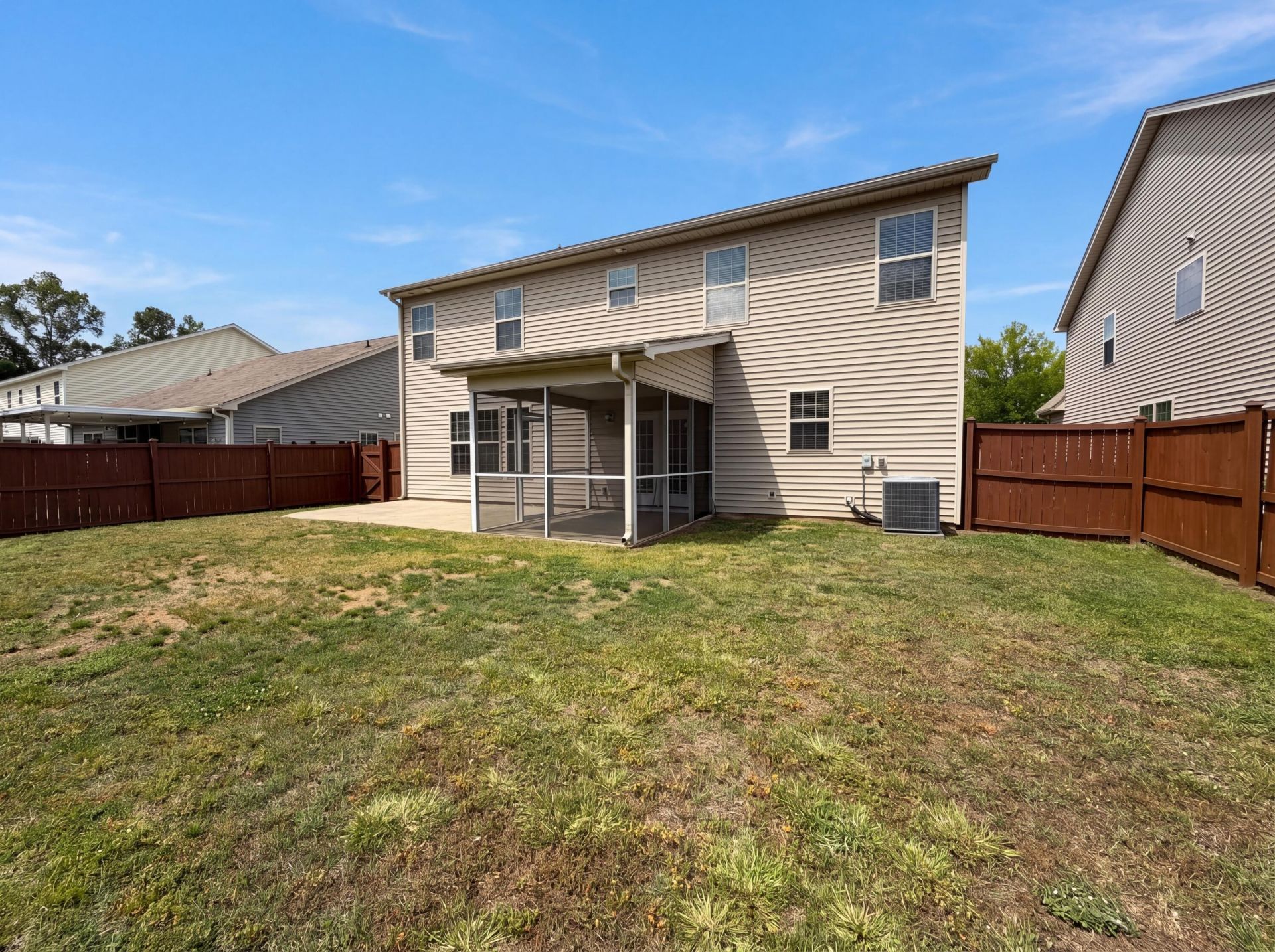 133 Roadster Row Photo 21