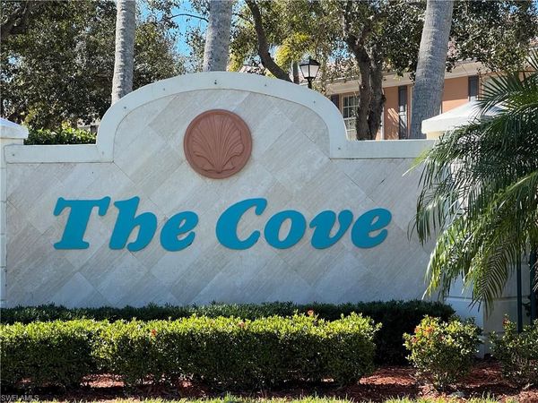 5365 Cove CIR, Unit 125, NAPLES, FL 34119