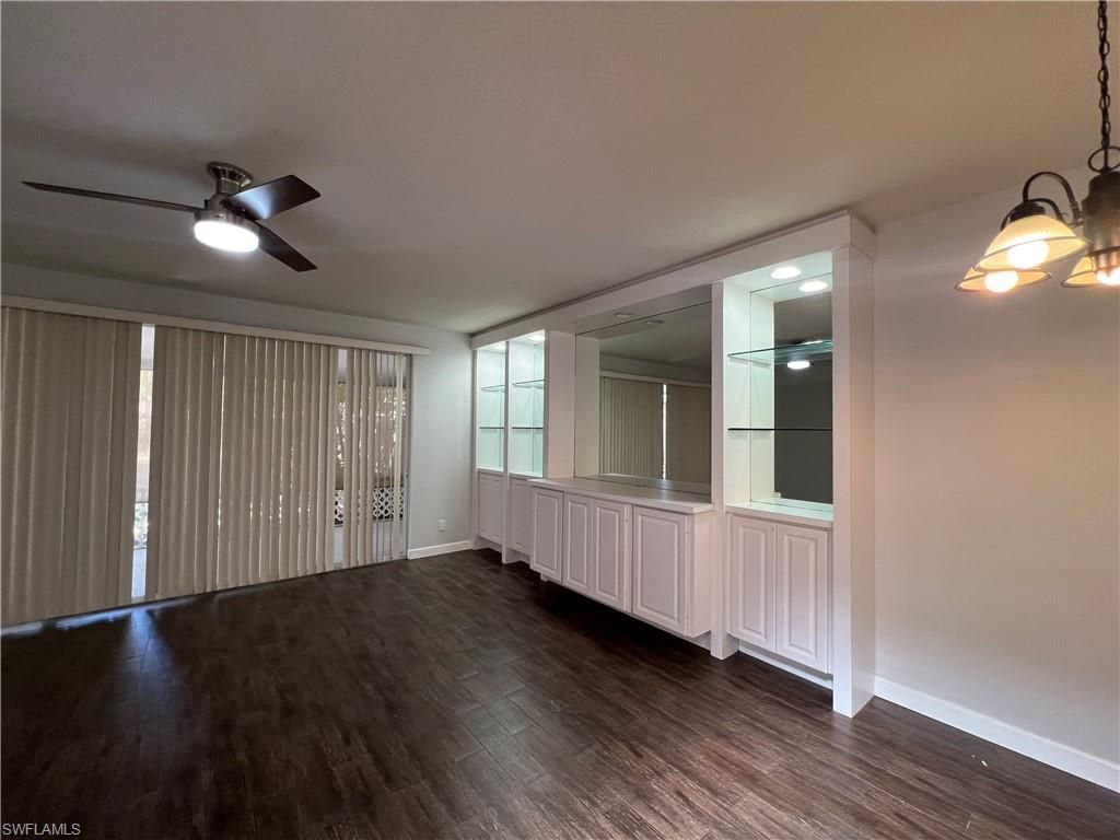 5365 Cove Cir, Unit 125, Naples, FL 34119 Photo