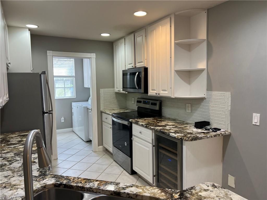 5365 Cove Cir, Unit 125, Naples, FL 34119 Photo