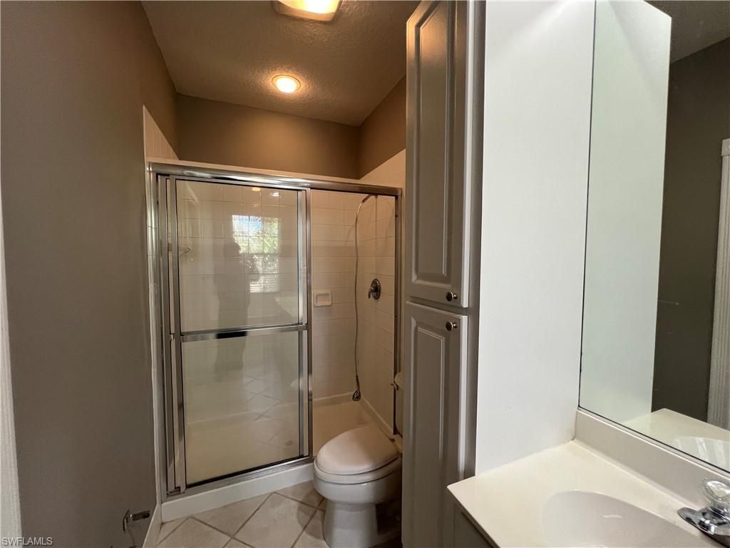5365 Cove Cir, Unit 125, Naples, FL 34119 Photo