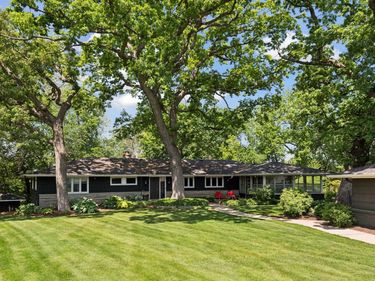 100 Ottawa Avenue S, Golden Valley, MN 55416