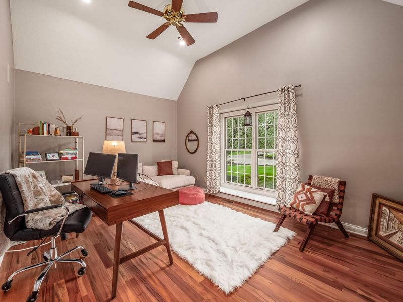 5695 Medallion Drive E, Westerville, OH 43082 Photo 10