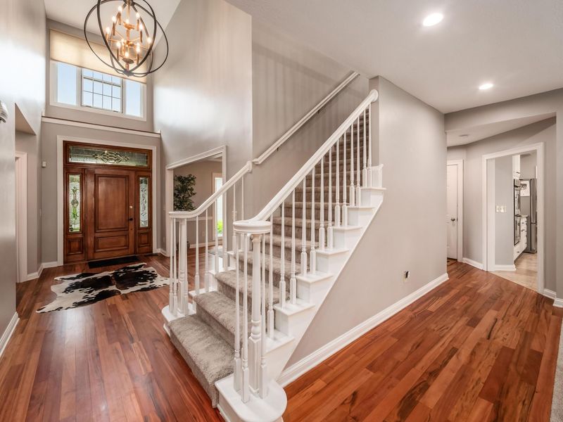 5695 Medallion Drive E, Westerville, OH 43082 Photo 13