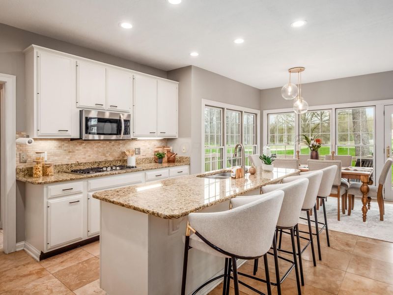 5695 Medallion Drive E, Westerville, OH 43082 Photo 25