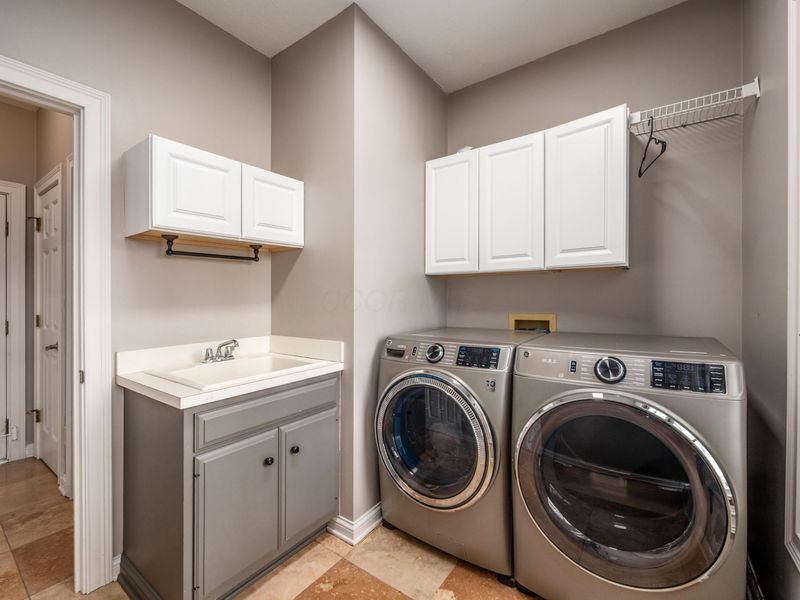 5695 Medallion Drive E, Westerville, OH 43082 Photo 31