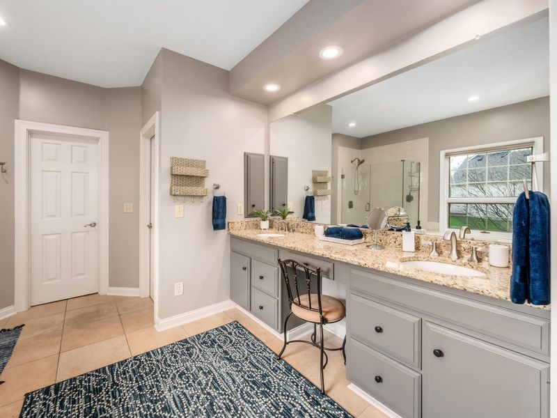 5695 Medallion Drive E, Westerville, OH 43082 Photo 36