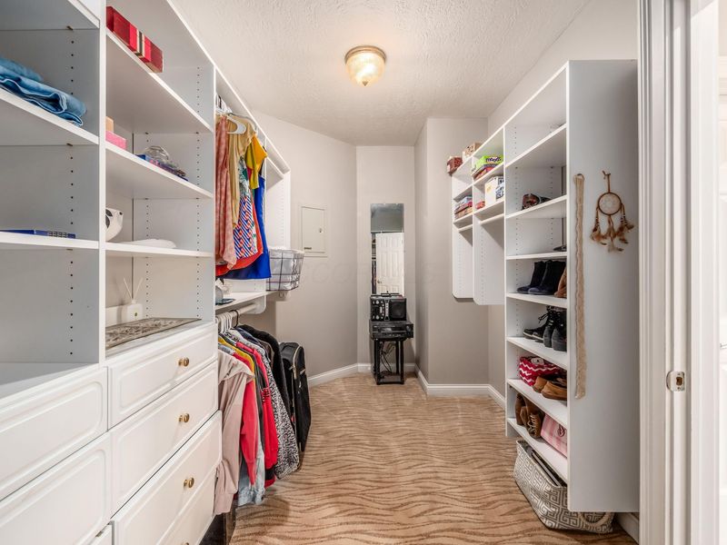 5695 Medallion Drive E, Westerville, OH 43082 Photo 39