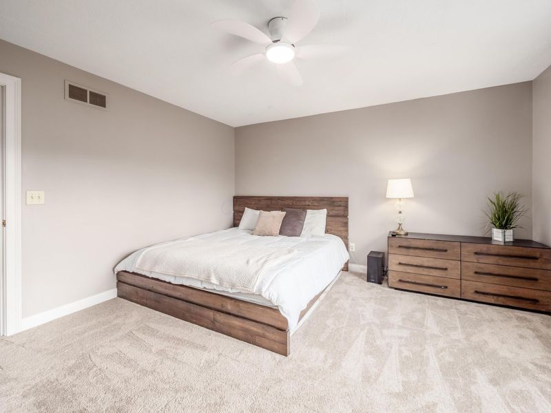 5695 Medallion Drive E, Westerville, OH 43082 Photo 45