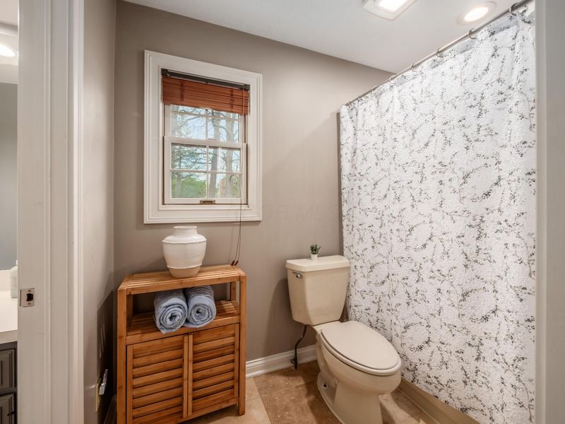 5695 Medallion Drive E, Westerville, OH 43082 Photo 53