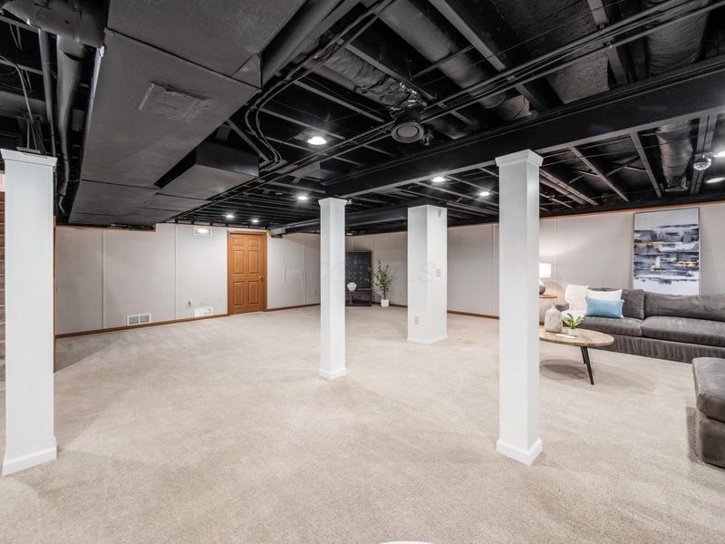 5695 Medallion Drive E, Westerville, OH 43082 Photo 64