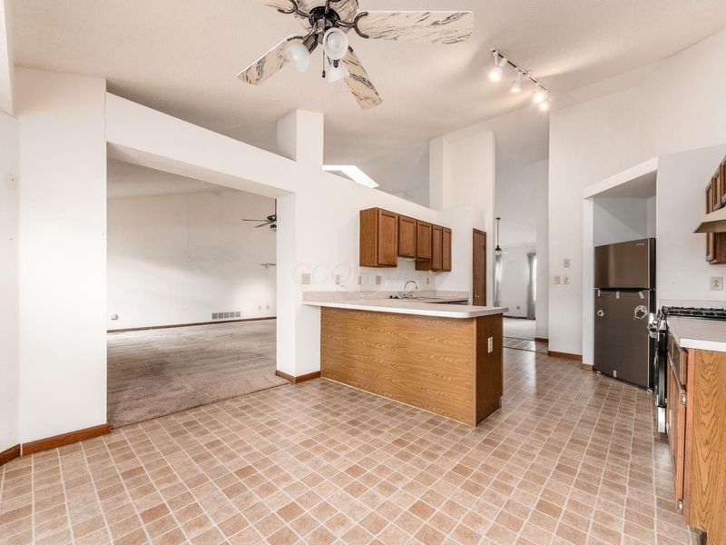 1545 Raspberry Run Drive , Columbus, OH 43204 Photo 13