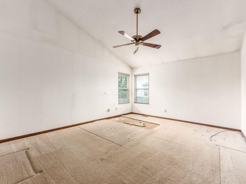 1545 Raspberry Run Drive , Columbus, OH 43204 Photo 17