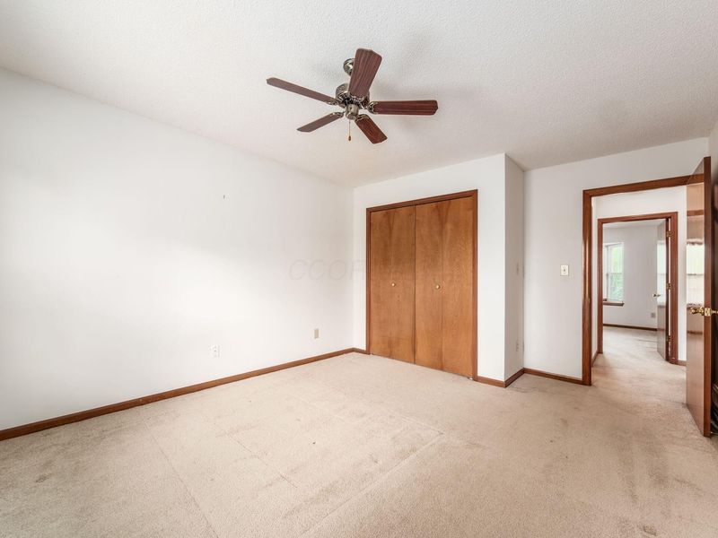 1545 Raspberry Run Drive , Columbus, OH 43204 Photo 21