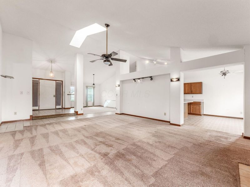 1545 Raspberry Run Drive , Columbus, OH 43204 Photo 6