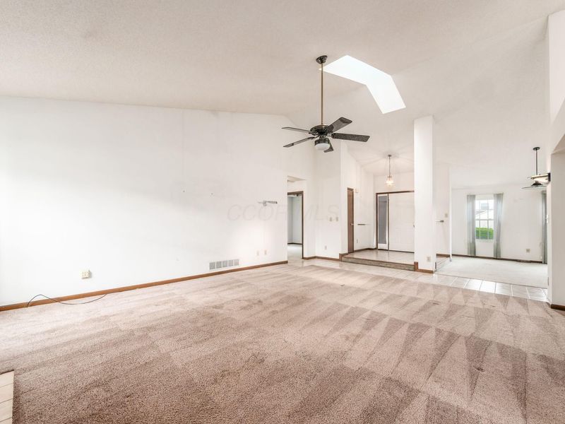 1545 Raspberry Run Drive , Columbus, OH 43204 Photo 7