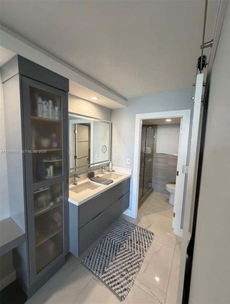 1420 Brickell Bay Dr, Unit 702E, Miami, FL 33131 Photo