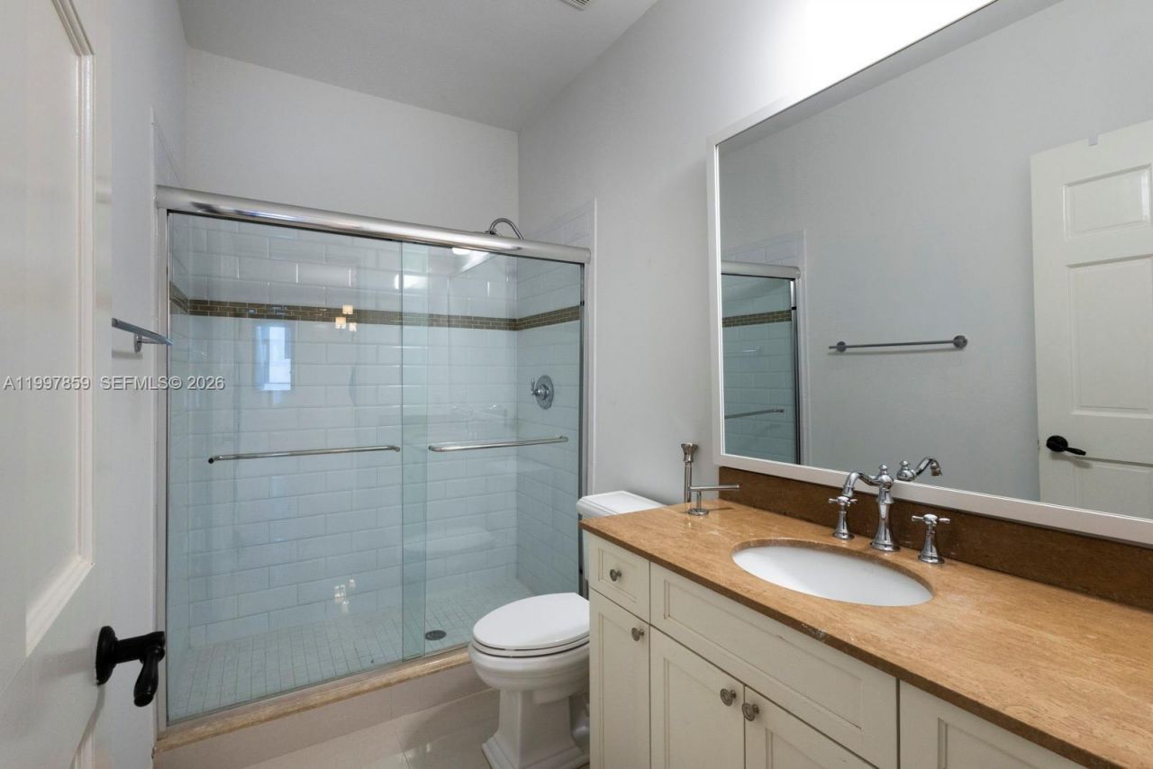 324 SW 30th Rd, Unit -, Miami, FL 33129 Photo