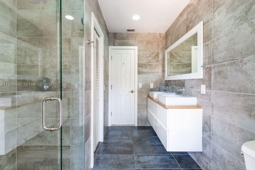 14610 Tarpon Dr, Coral Gables, FL 33158 Photo