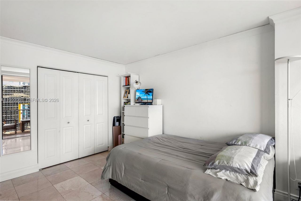 1915 Brickell Ave, Unit C1612, Miami, FL 33129 Photo