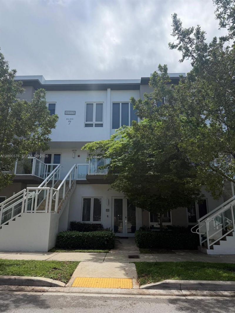 10220 NW 63rd Ter, Unit 106, Doral, FL 33178 Photo