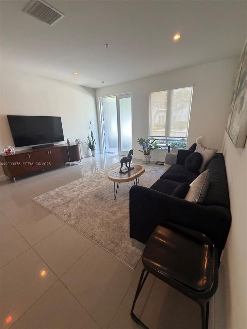 10220 NW 63rd Ter, Unit 106, Doral, FL 33178 Photo