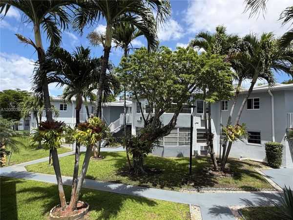 1701 NE Miami Gardens Dr, Unit 117, Miami, FL 33179