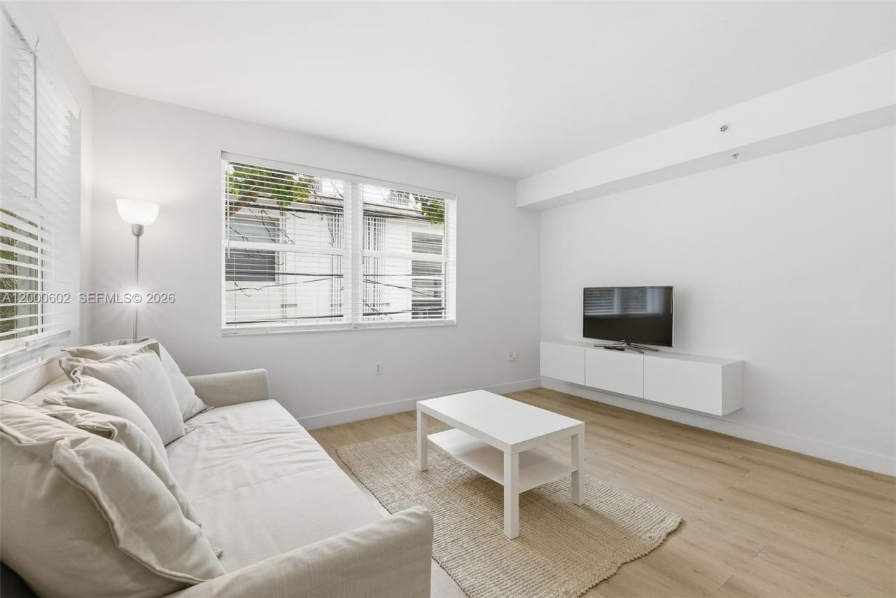 1550 Drexel Ave, Unit 207, Miami Beach, FL 33139 Photo