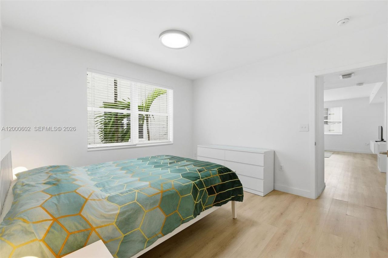 1550 Drexel Ave, Unit 207, Miami Beach, FL 33139 Photo