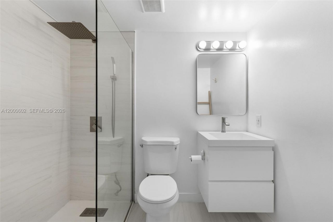 1550 Drexel Ave, Unit 207, Miami Beach, FL 33139 Photo