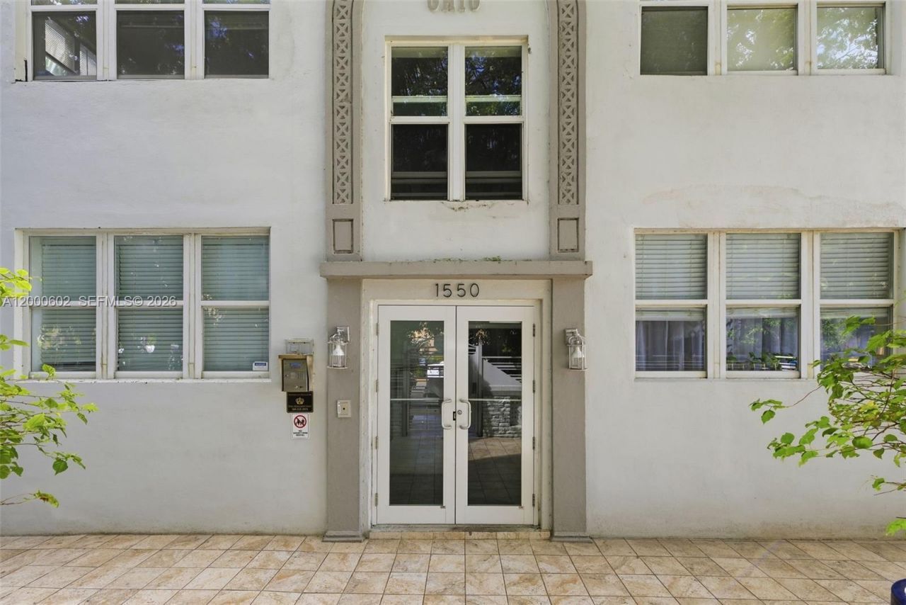 1550 Drexel Ave, Unit 207, Miami Beach, FL 33139 Photo