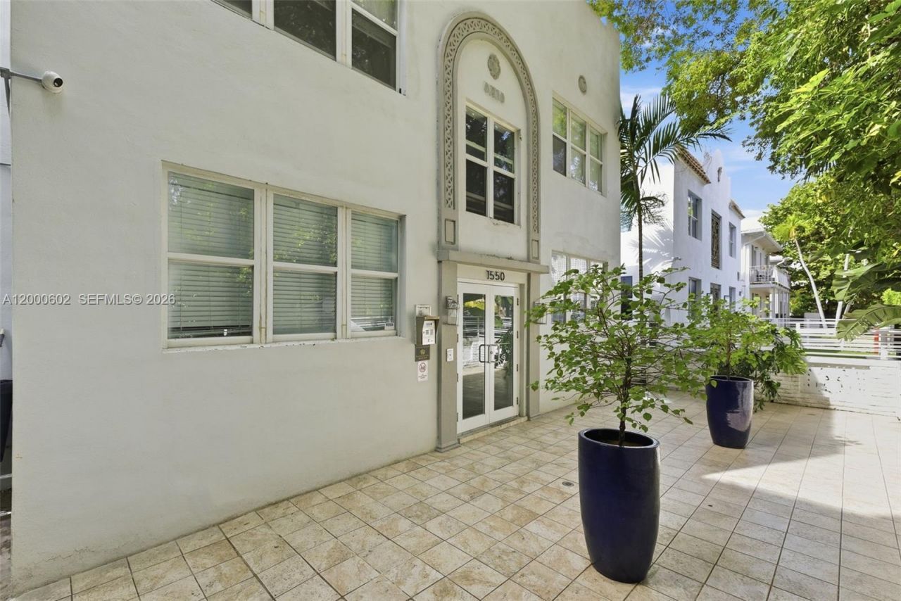 1550 Drexel Ave, Unit 207, Miami Beach, FL 33139 Photo