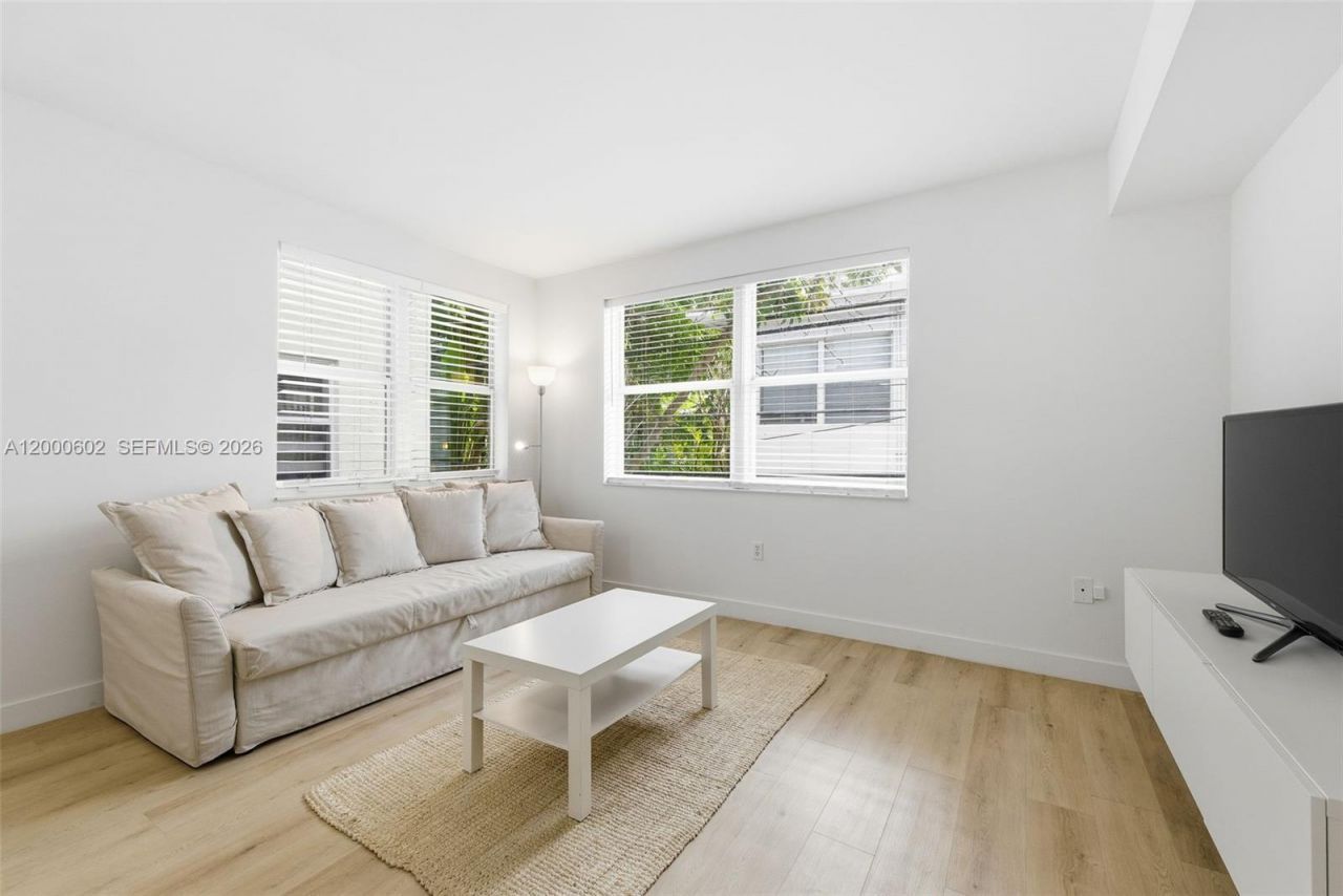 1550 Drexel Ave, Unit 207, Miami Beach, FL 33139 Photo