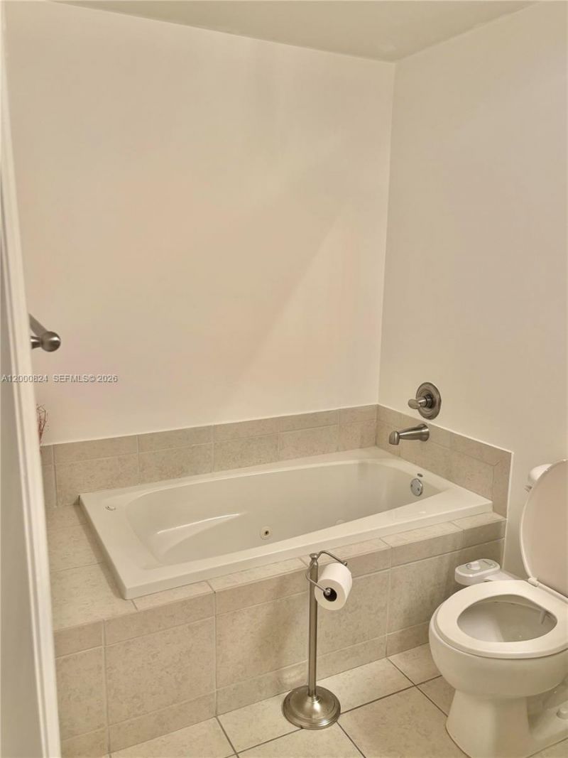 140 S Dixie Hwy, Unit 513, Hollywood, FL 33020 Photo