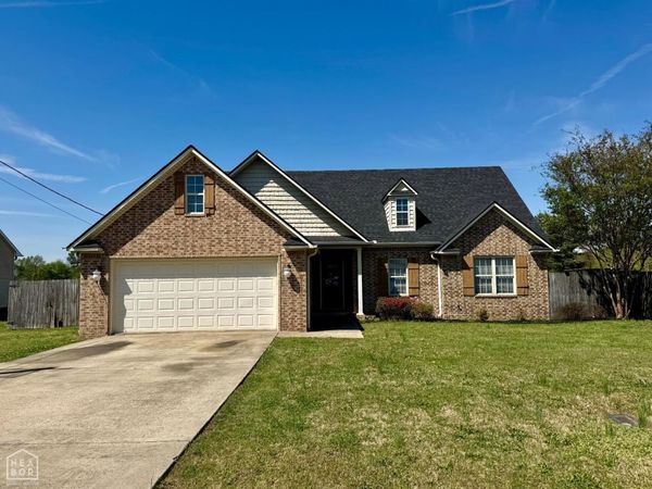 123 Lenford, Bono, AR 72416