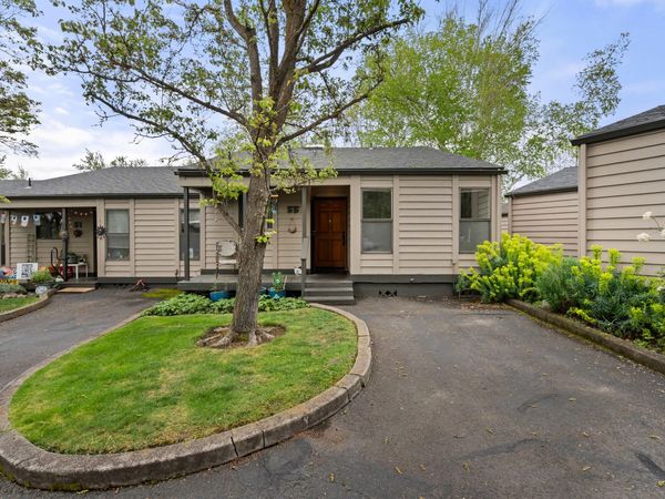 55 E Hersey Street, Ashland, OR 97520