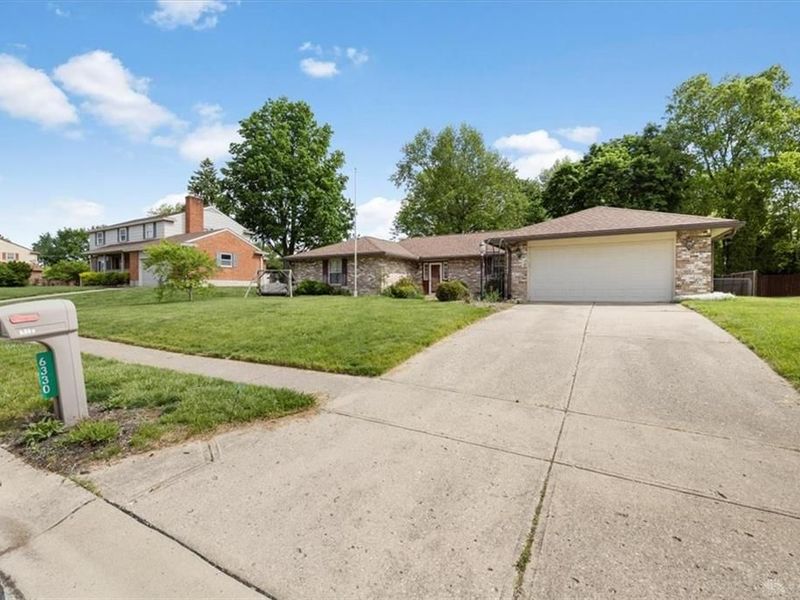6330 Rangeview Drive, Clayton, OH 45415 Photo 5