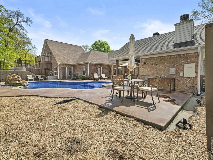 Property Image 37