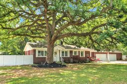 106 Edmund Road photo 4