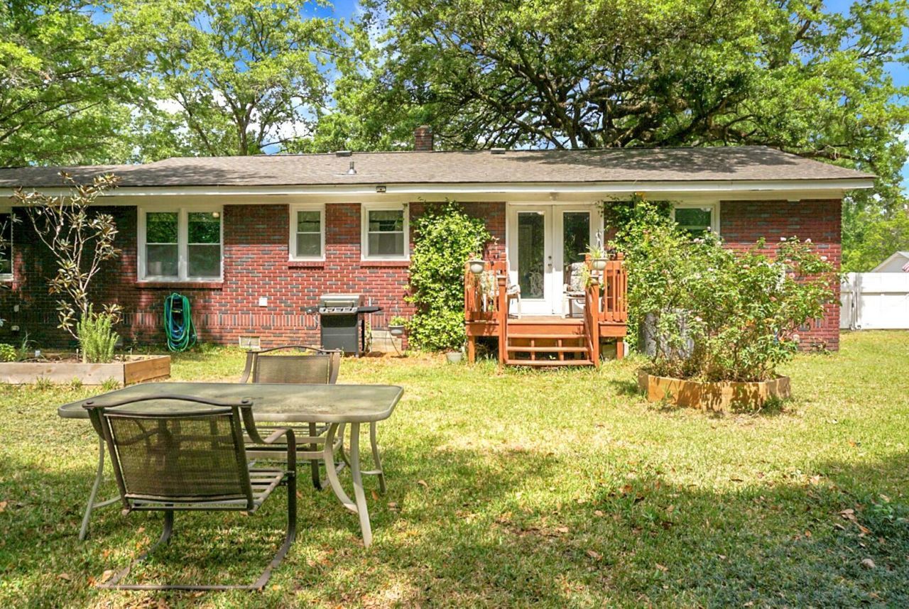 106 Edmund Road Photo 34