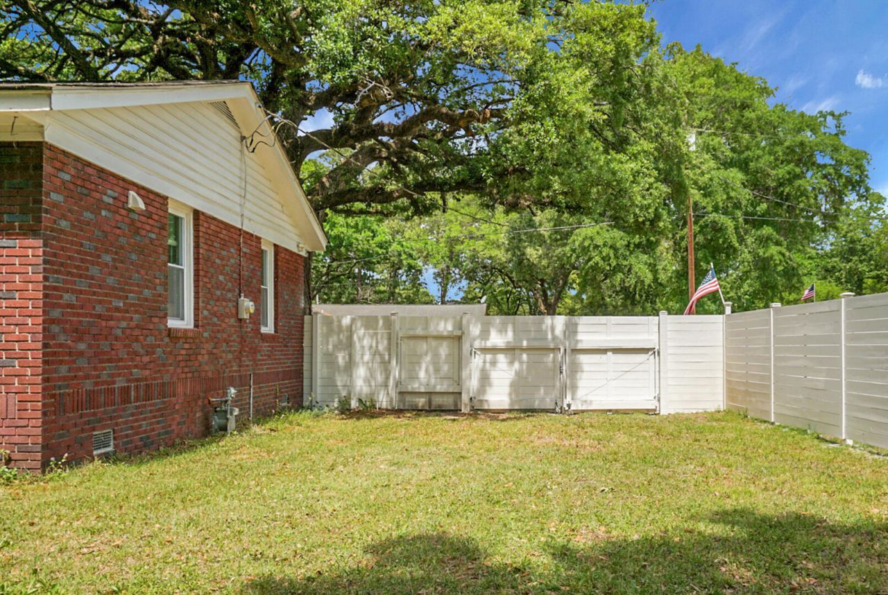 106 Edmund Road Photo 36