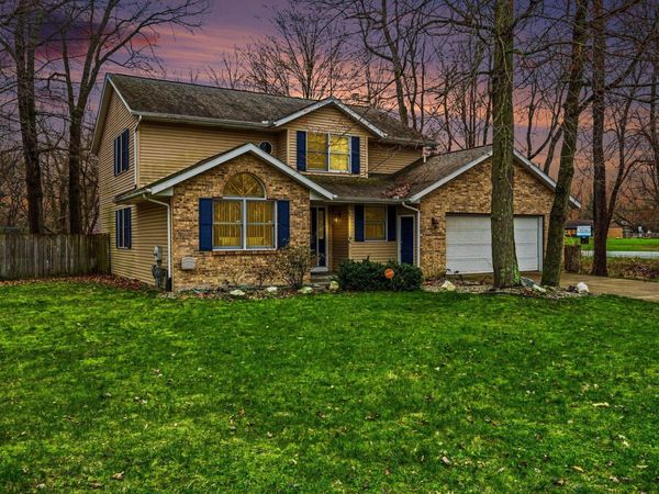 5790 Sandy Cove Drive, Kalamazoo, MI 49048