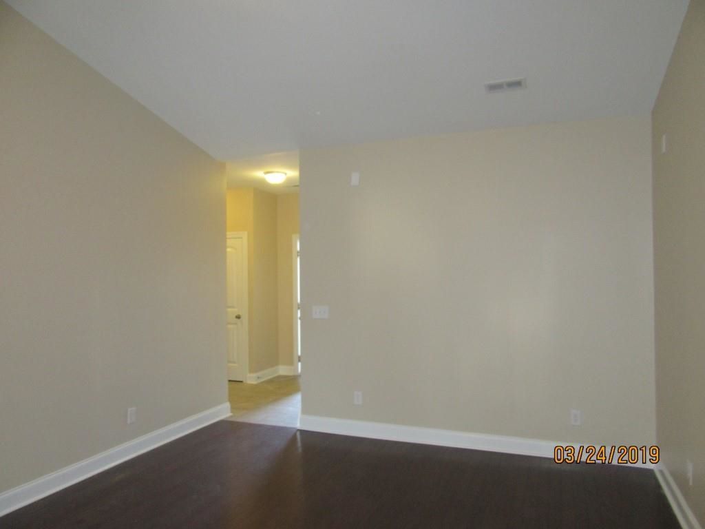 104 Belclare Way Photo 8