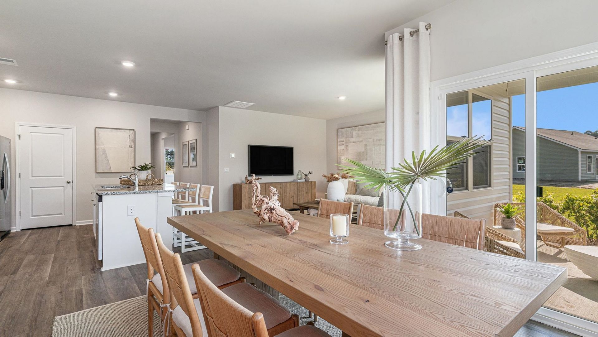 604 Layla Way Photo 8