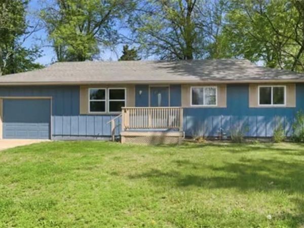 311 E Hatten Street, Drexel, MO 64742