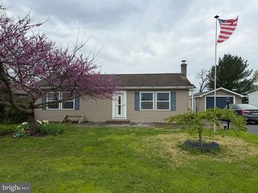 428 FROGTOWN ROAD, PEQUEA, PA 17565