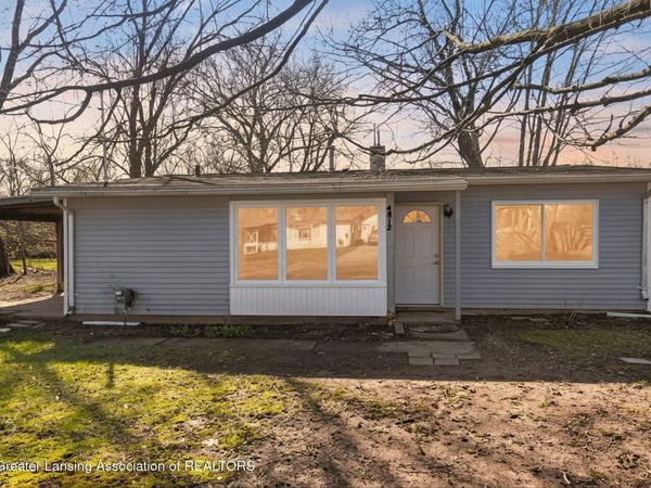 4812 Delbrook Avenue, Lansing, MI 48910