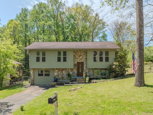 6608 Rockbridge Lane, Knoxville, TN 37921