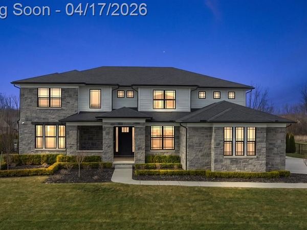 21369 Ballantyne Boulevard, Northville, MI 48167